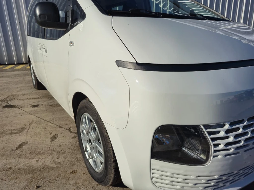 Hyundai Staria Furgón Us4 Mb 2.2 Crdi At año 2024