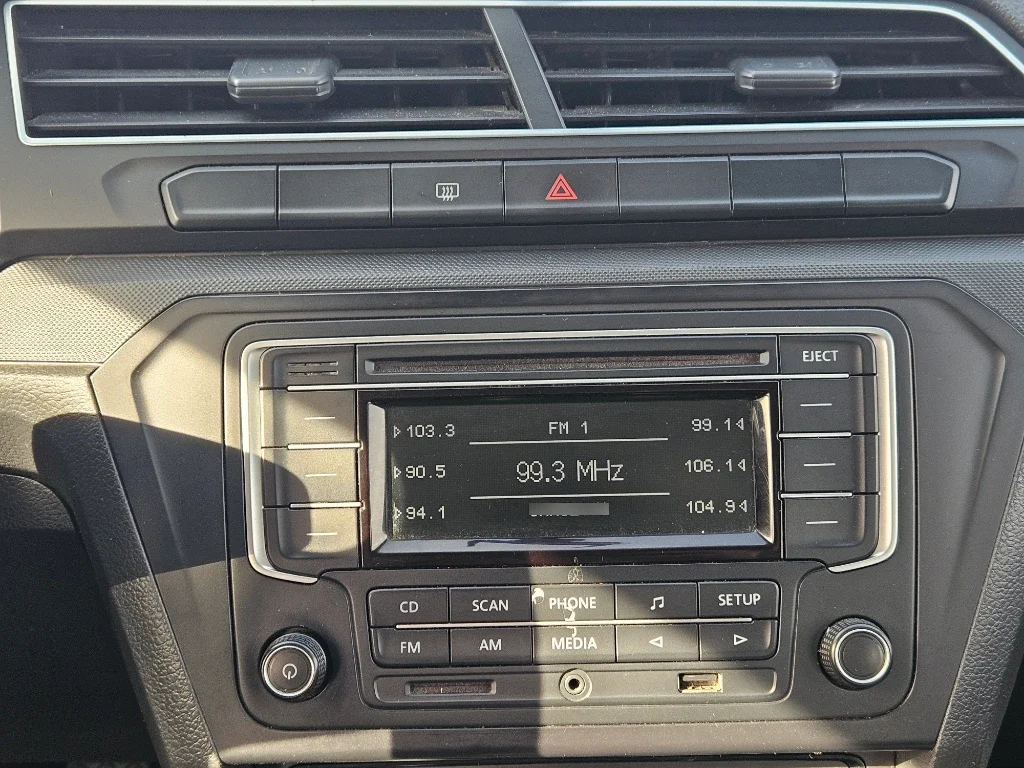 Volkswagen Gol 1.6 Hb Mt Ac año 2022