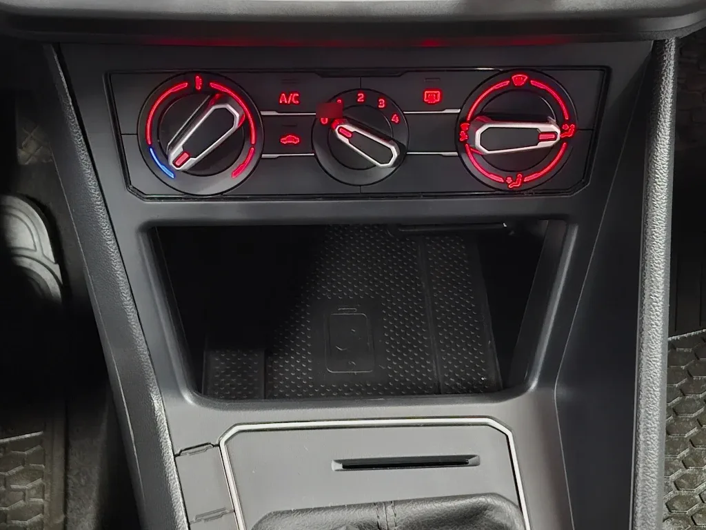 Volkswagen Nivus Nivus Tsi At Comfortline año 2024