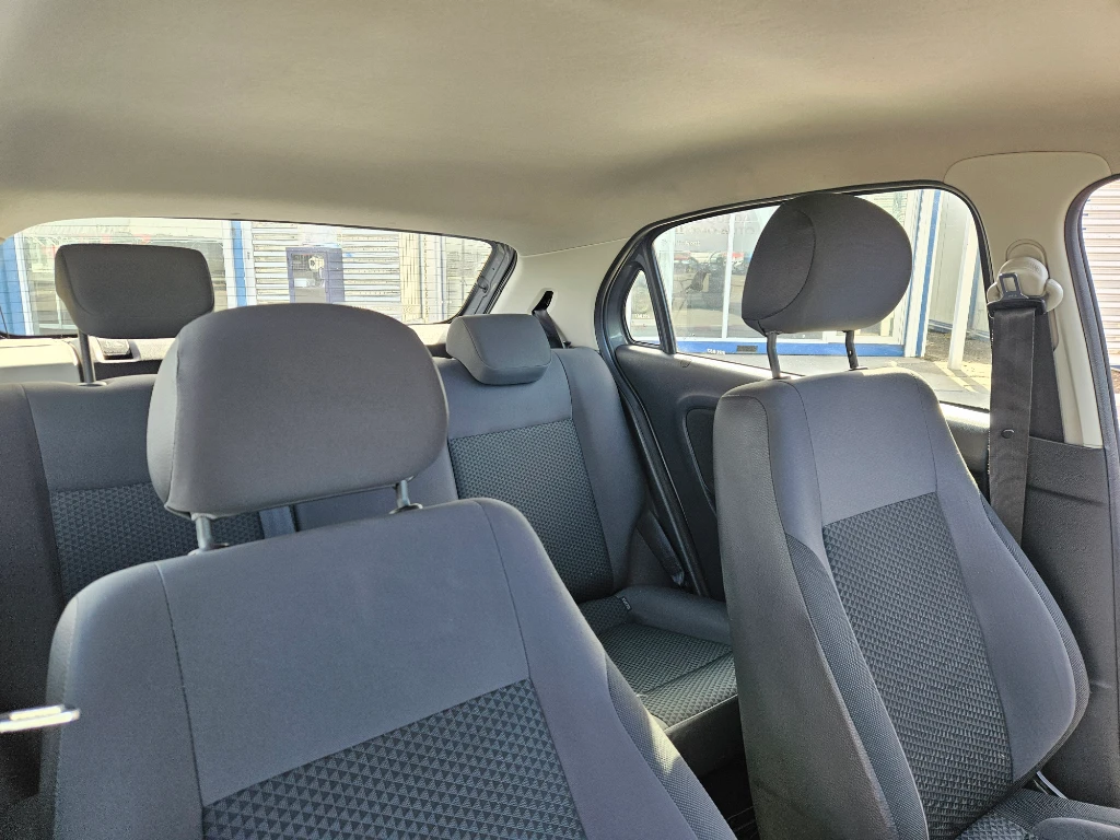 Volkswagen Gol 1.6 Hb Mt Ac año 2022