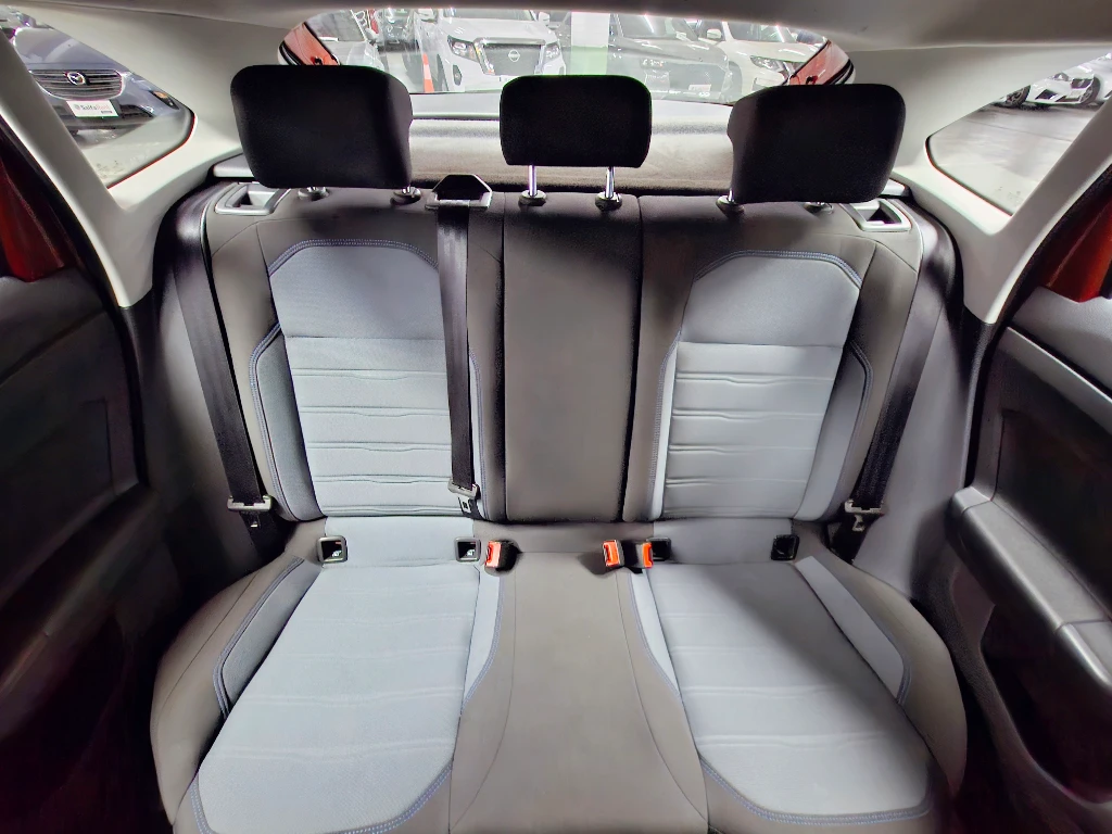 Volkswagen Nivus Nivus Tsi At Comfortline año 2024