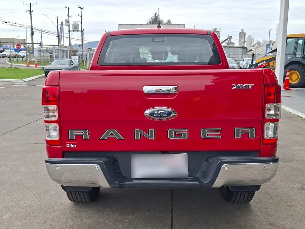 Ford Ranger Dcab Xlt 4x4 3.2 año 2023