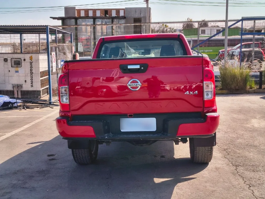 Nissan Navara Dc 4x4 2.3tdi Xe At año 2023