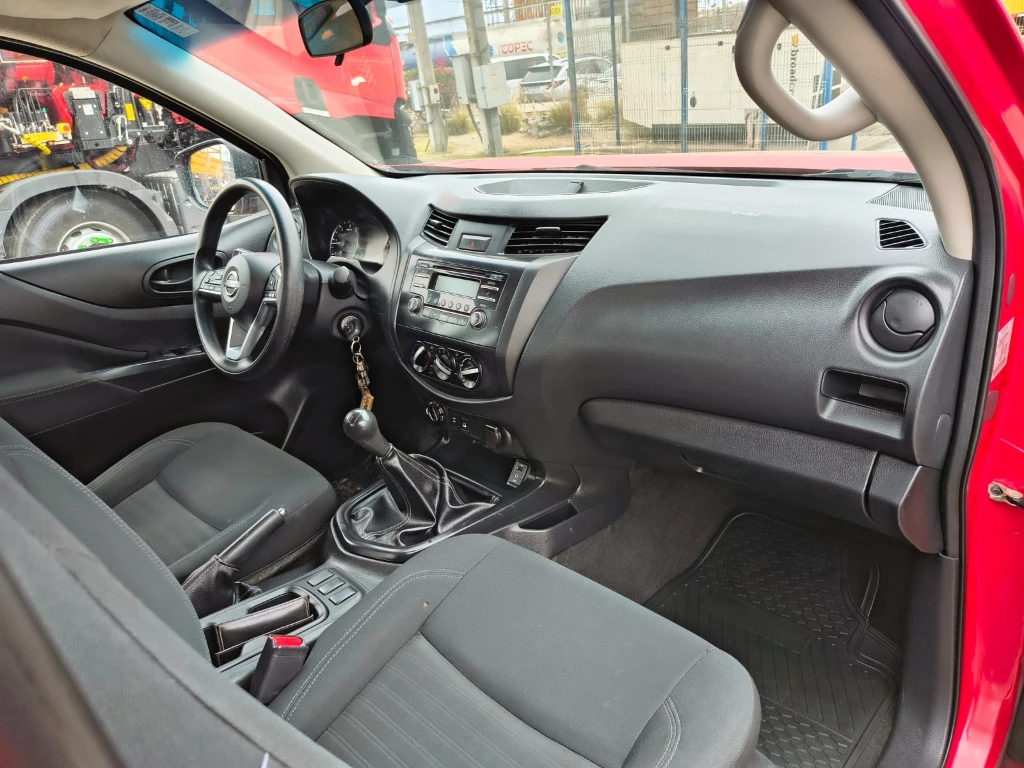 Nissan Navara Navara Dc 4x4 2.3 Tdi Se año 2023
