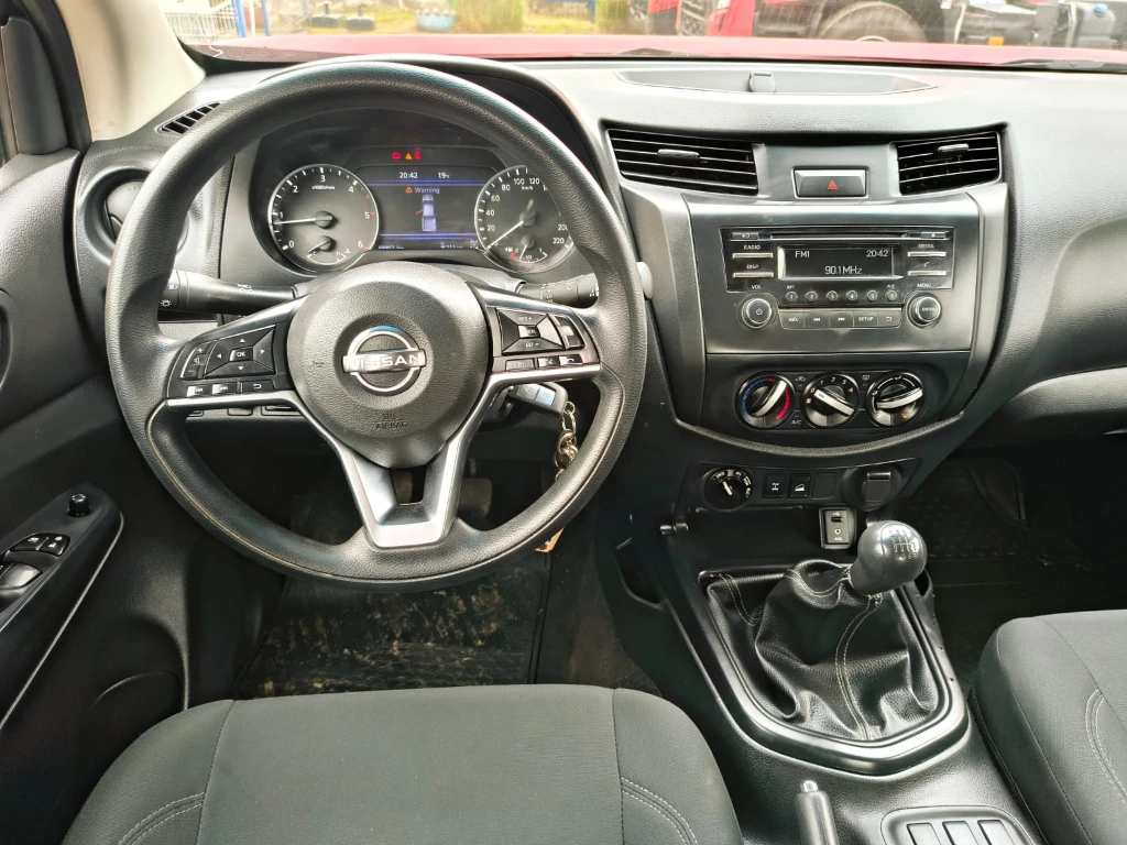 Nissan Navara Navara Dc 4x4 2.3 Tdi Se año 2023