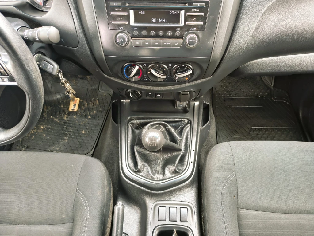Nissan Navara Navara Dc 4x4 2.3 Tdi Se año 2023