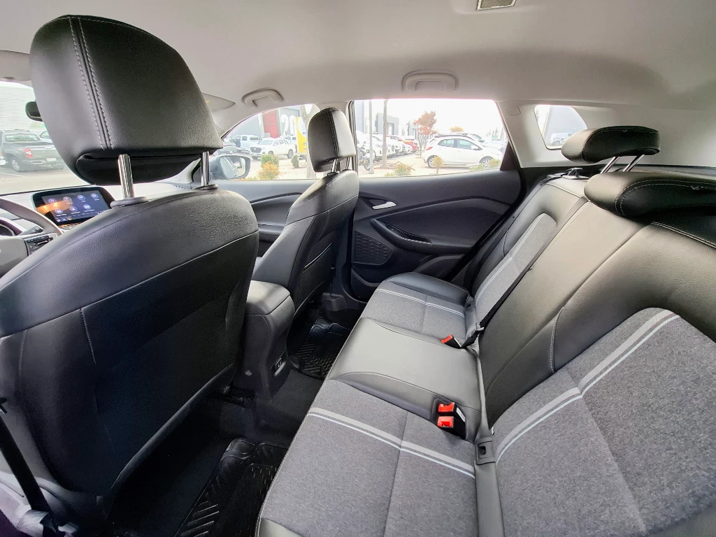 Chevrolet Tracker 1.2t Ltz At año 2025