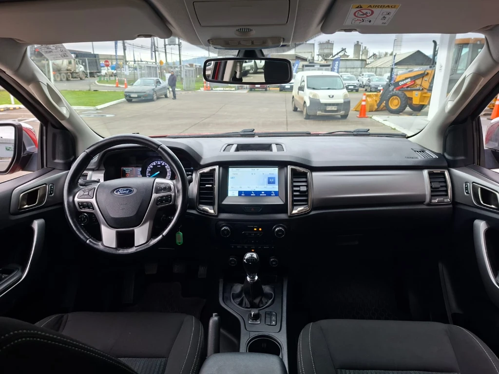 Ford Ranger Dcab Xlt 4x4 3.2 año 2023