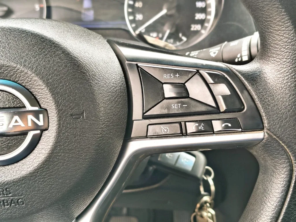 Nissan Navara Navara Dc 4x4 2.3 Tdi Se año 2023