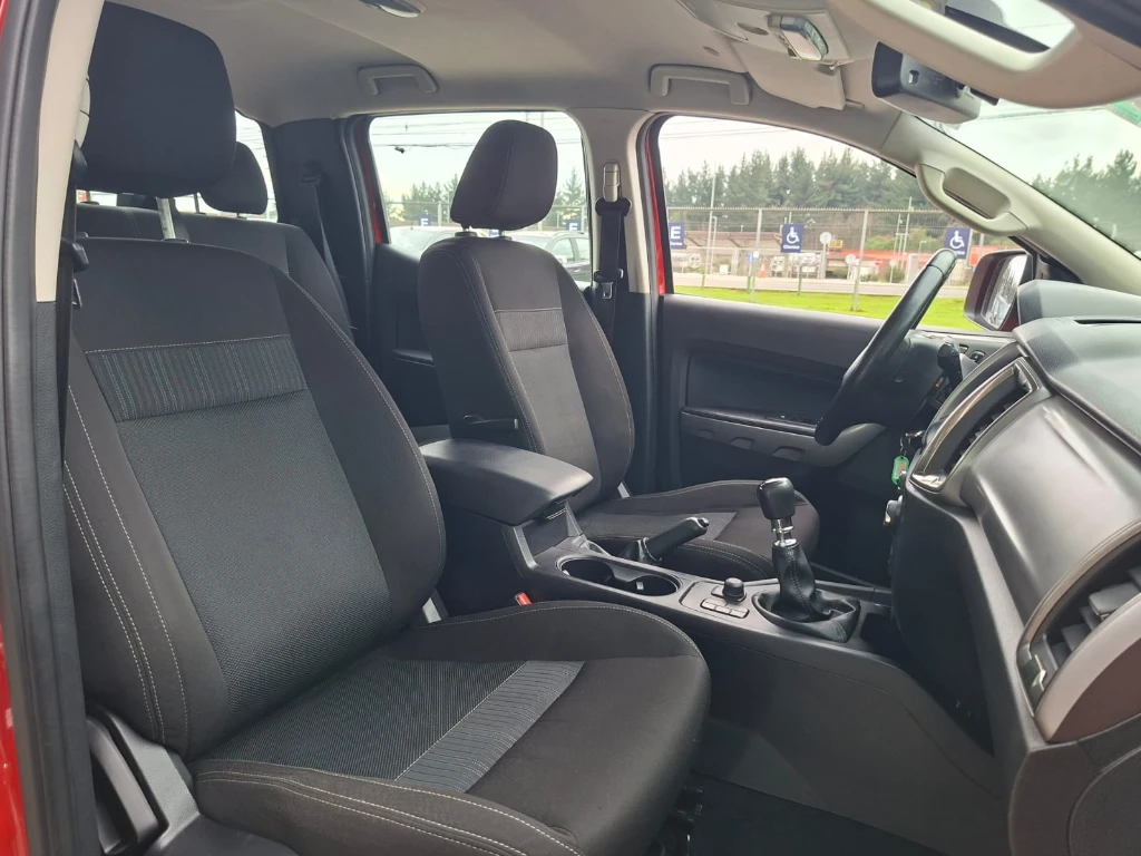 Ford Ranger Dcab Xlt 4x4 3.2 año 2023