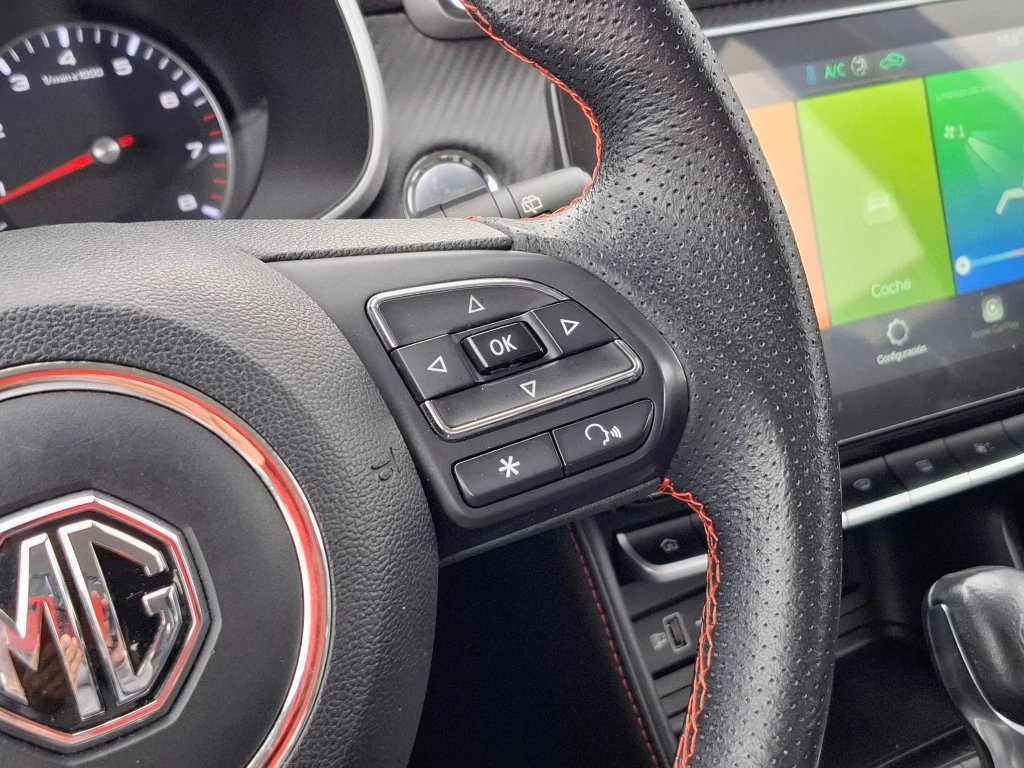 MG Zx Zx 1.5l Cvt Dlx año 2023