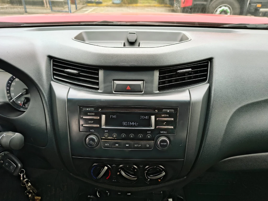 Nissan Navara Navara Dc 4x4 2.3 Tdi Se año 2023