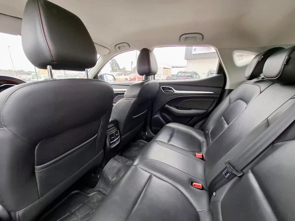 MG Zx Zx 1.5l Cvt Dlx año 2023