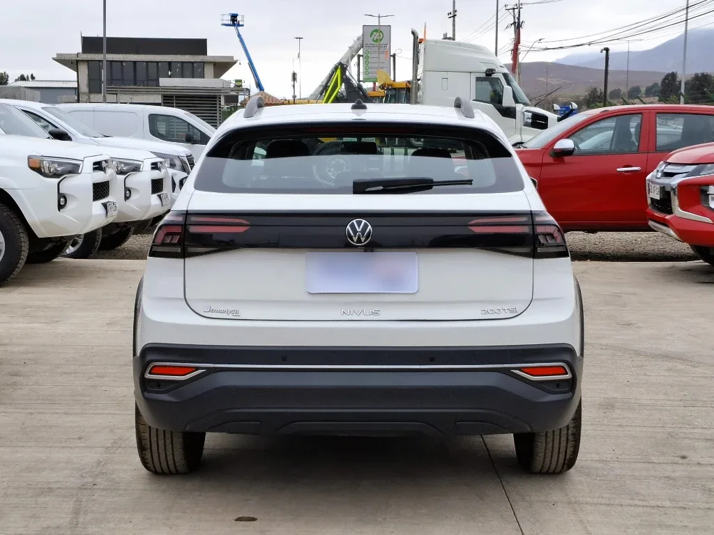 Volkswagen Nivus Nivus Tsi At Comfortline año 2023