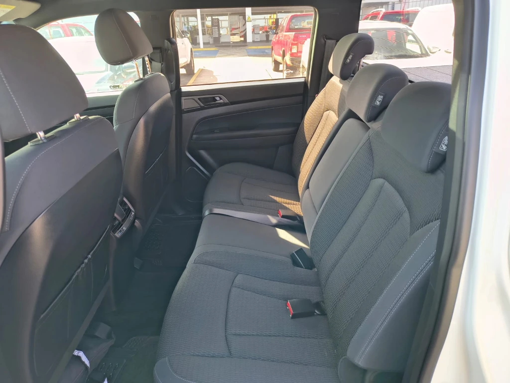 Ssangyong Grand Musso 2.2 4x2 Mt Full-Ql612 año 2023