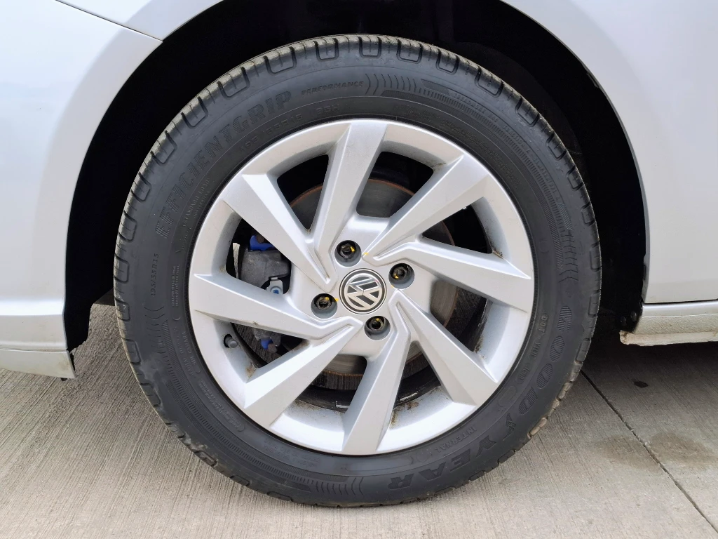 Volkswagen Gol Gol Highline 1.6 Mt año 2022