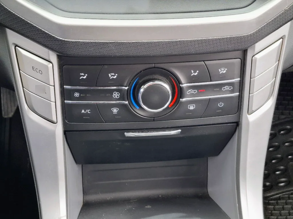 Maxus T60 T60 Dx 4x2 Dc 2.8d año 2023