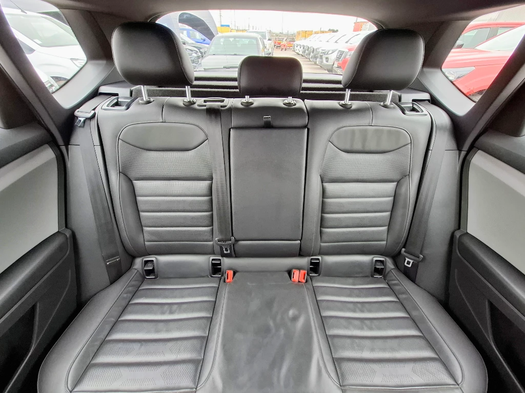 Volkswagen Taos Taos 1.4 Tsi At Comfortline año 2022