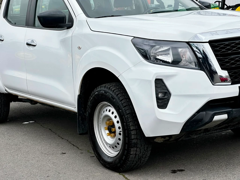 Nissan Navara Navara Dc 4x4 2.3 Tdi Se año 2023