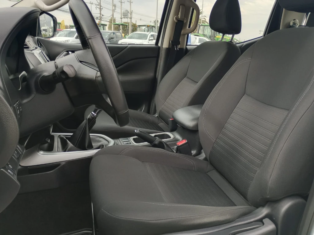 Nissan Navara Dc 4x2 2.3tdi Xe año 2023