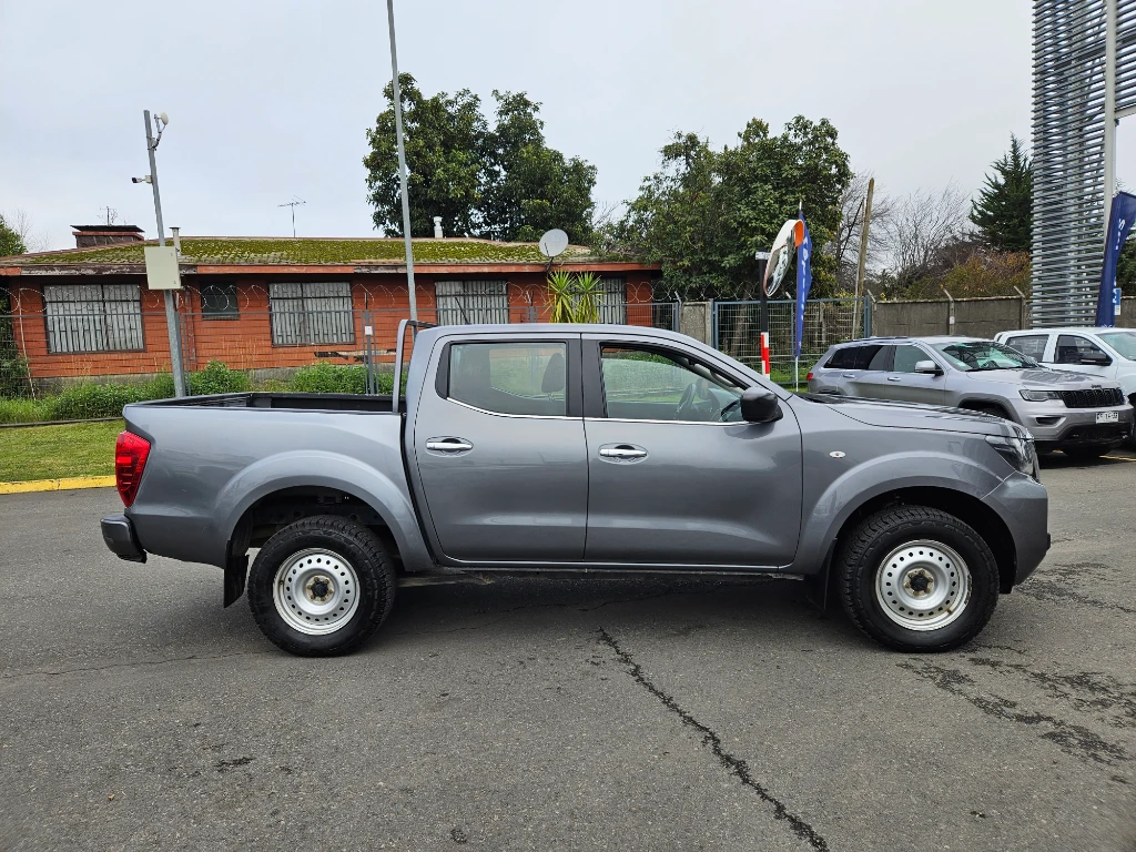 Nissan Navara Dc 4x2 2.3tdi Se año 2022