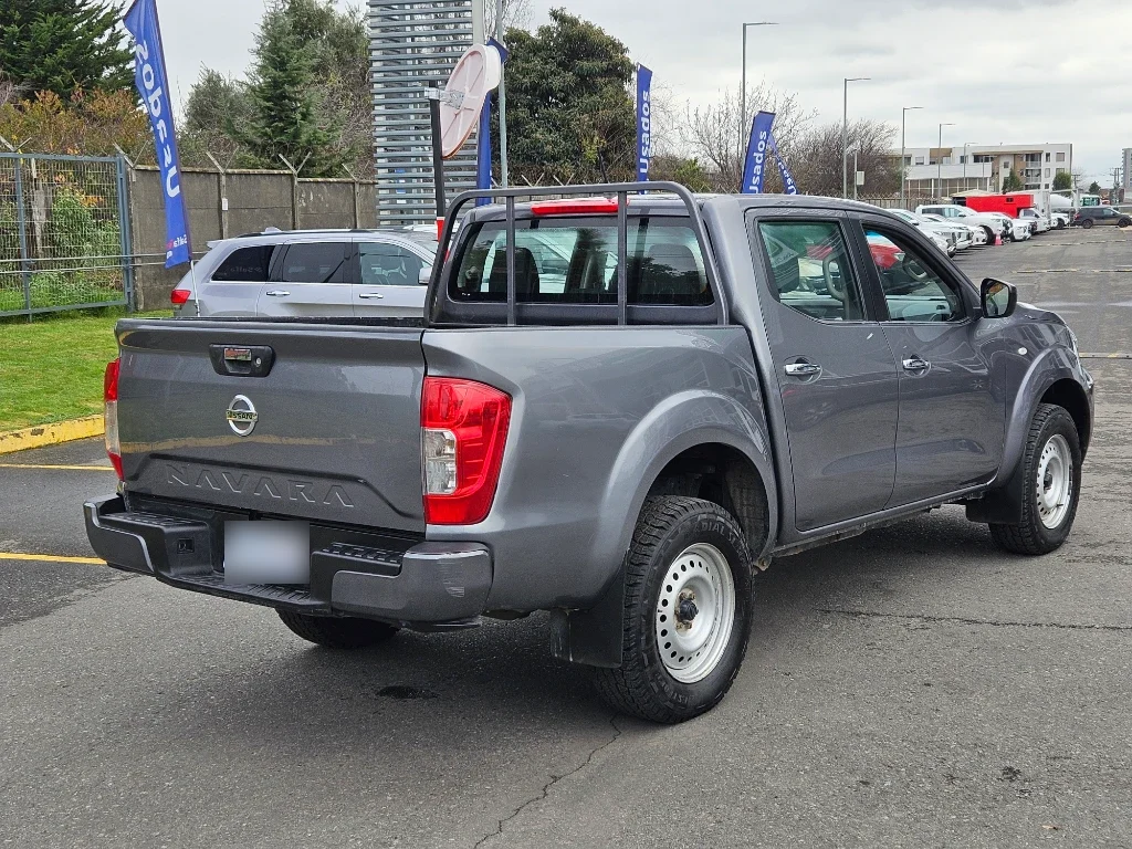 Nissan Navara Dc 4x2 2.3tdi Se año 2022