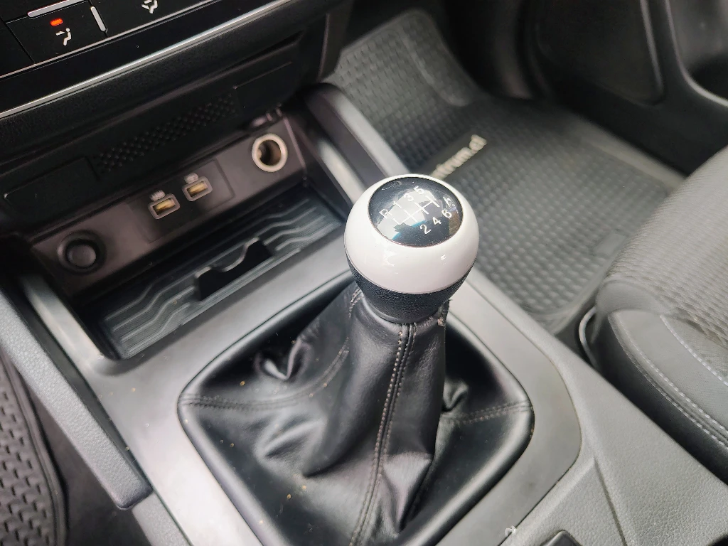 Ssangyong Grand Musso Gran Musso 2.2 4x2 Mt Full -Ql610 año 2023