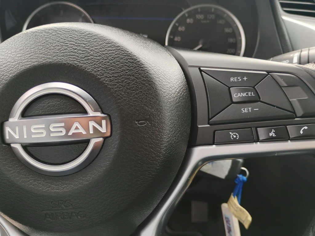 Nissan Navara Dc 4x2 2.3tdi Xe año 2023