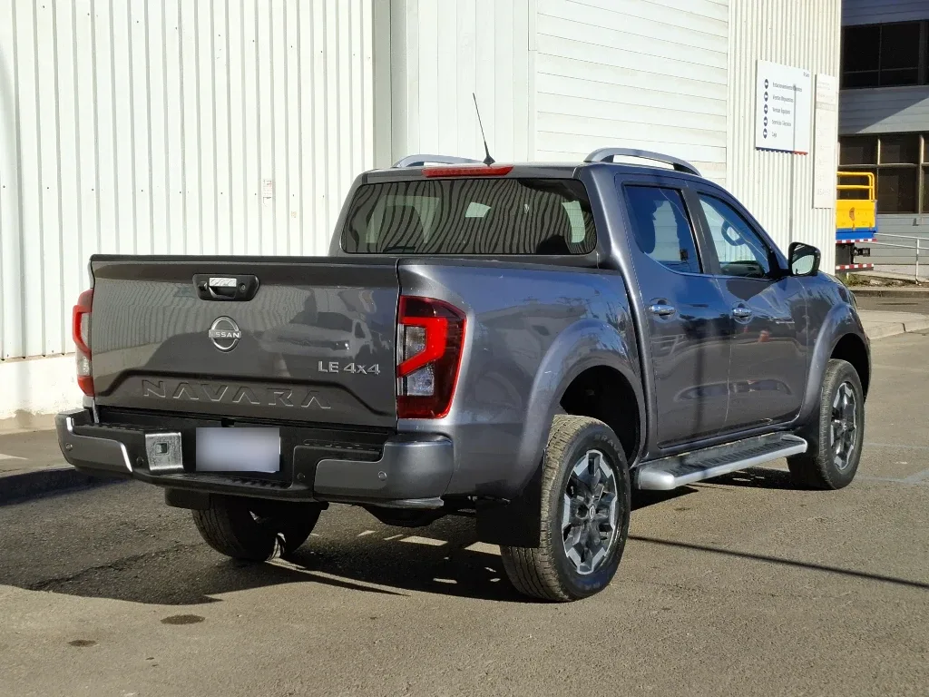 Nissan Navara Dc 4x4 2.3tdi Le año 2023