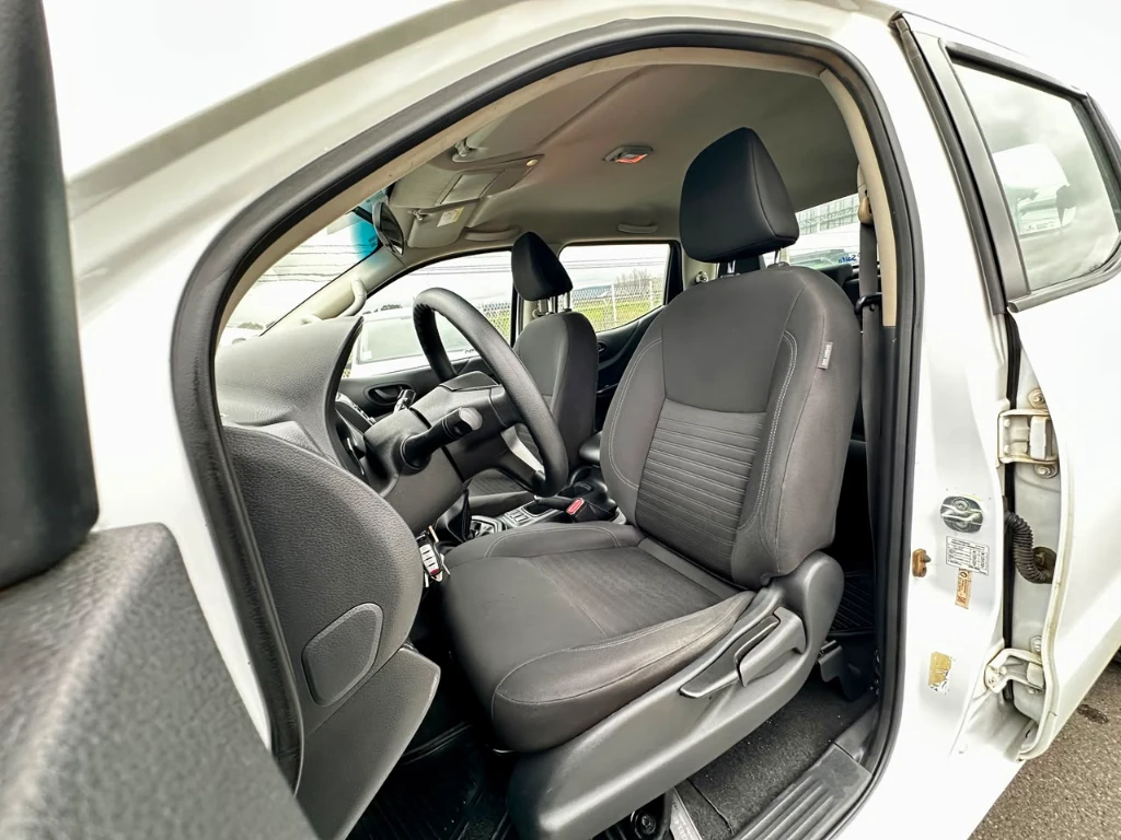 Nissan Navara Navara Dc 4x4 2.3 Tdi Se año 2023