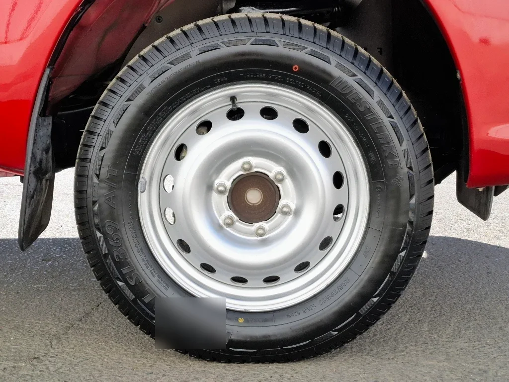 Toyota Hilux Dc 4x2 2.4 D Dx Mt año 2022