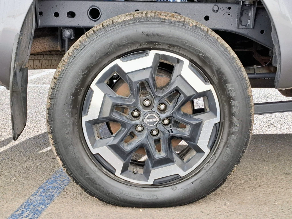 Nissan Navara Dc 4x4 2.3tdi Le año 2023