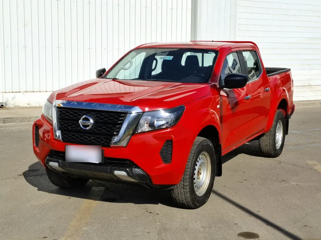 Nissan Navara Dc 4x2 2.3tdi Se año 2023