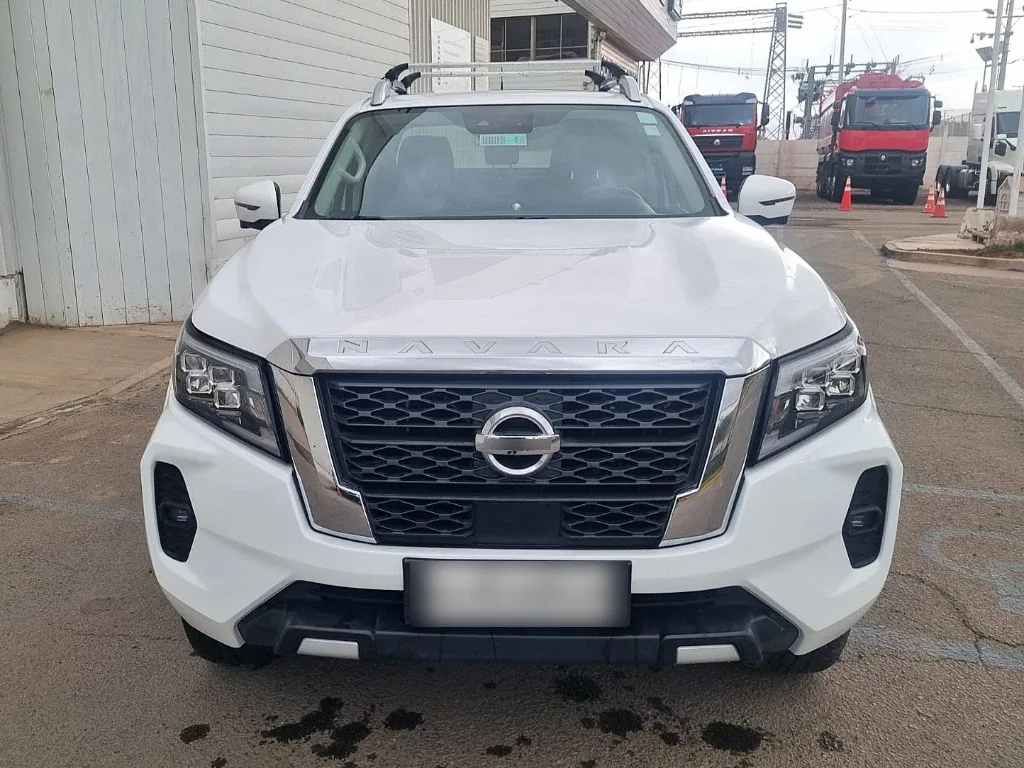 Nissan Navara Dc 4x4 2.3tdi Le At año 2022