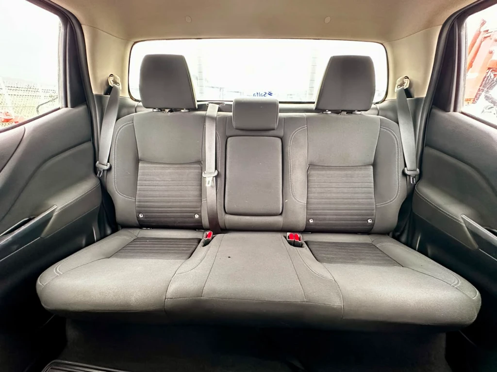 Nissan Navara Navara Dc 4x4 2.3 Tdi Se año 2023