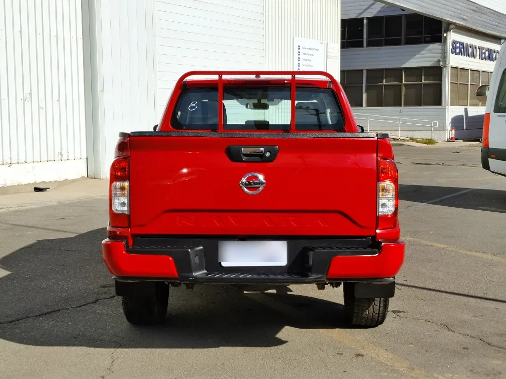 Nissan Navara Dc 4x2 2.3tdi Se año 2023