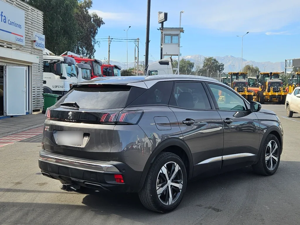 Peugeot 3008 Allure Bluehdi 130 Eat8 año 2024