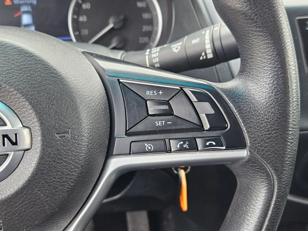 Nissan Navara Dc 4x2 2.3tdi Se año 2022