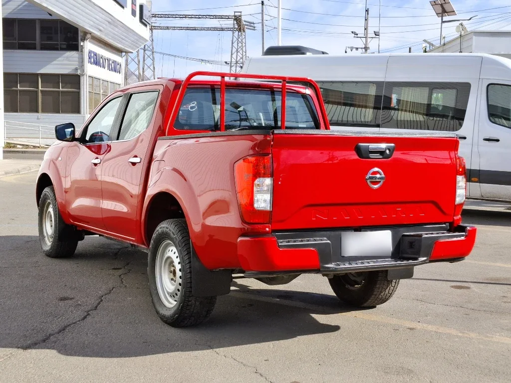 Nissan Navara Dc 4x2 2.3tdi Se año 2023