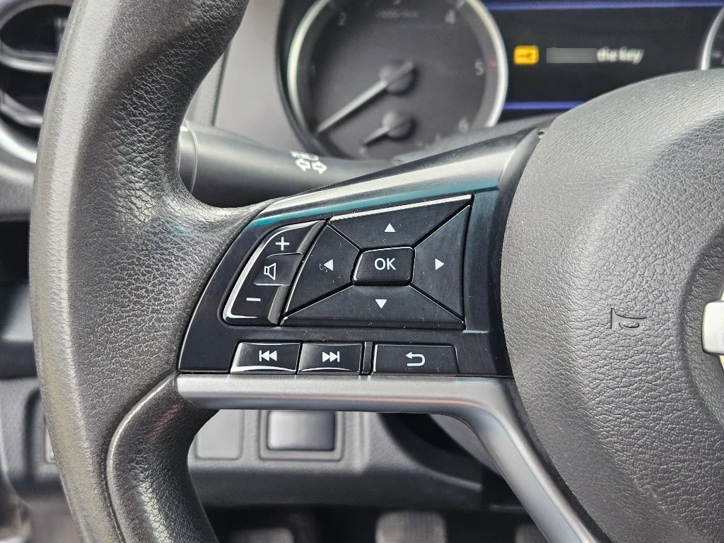 Nissan Navara Dc 4x2 2.3tdi Se año 2022