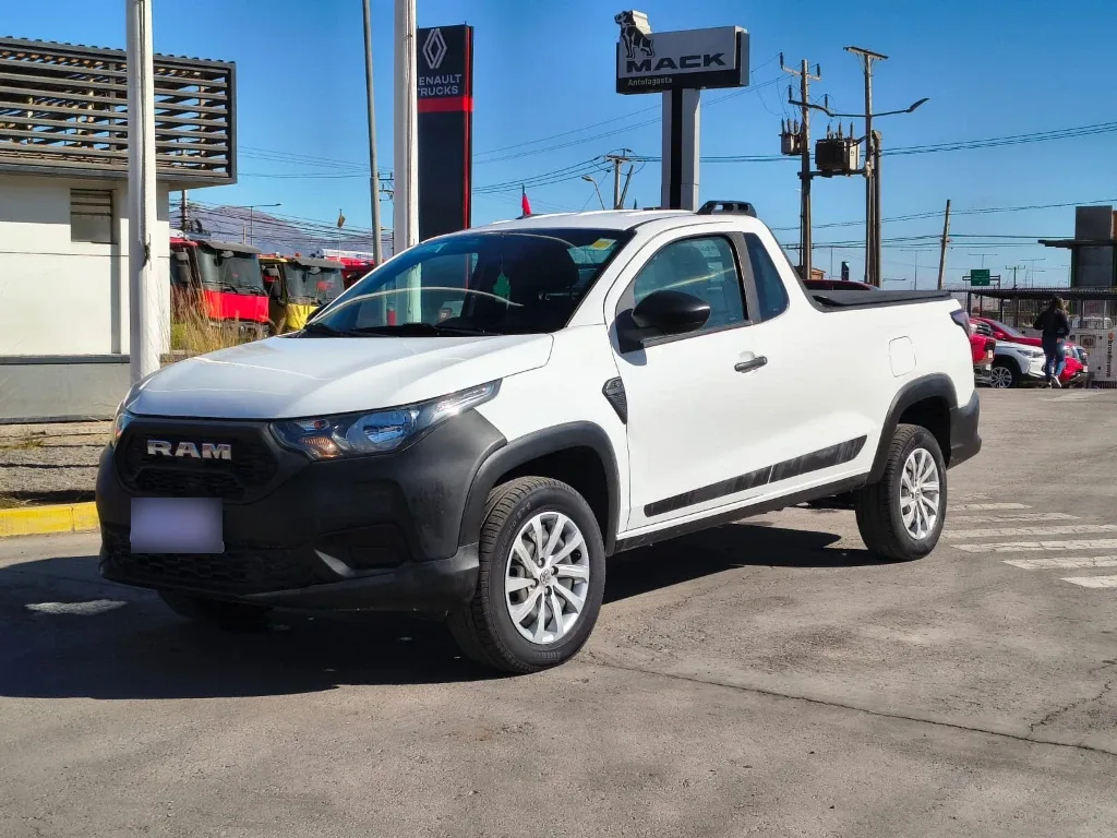 Dodge Ram 700 Slt Cs 1.4 año 2023