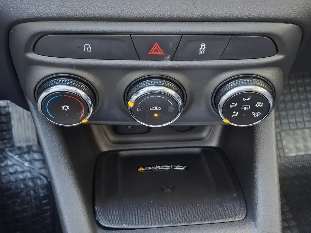 Chevrolet Tracker 1.2t Premier At P2 Onstar año 2024