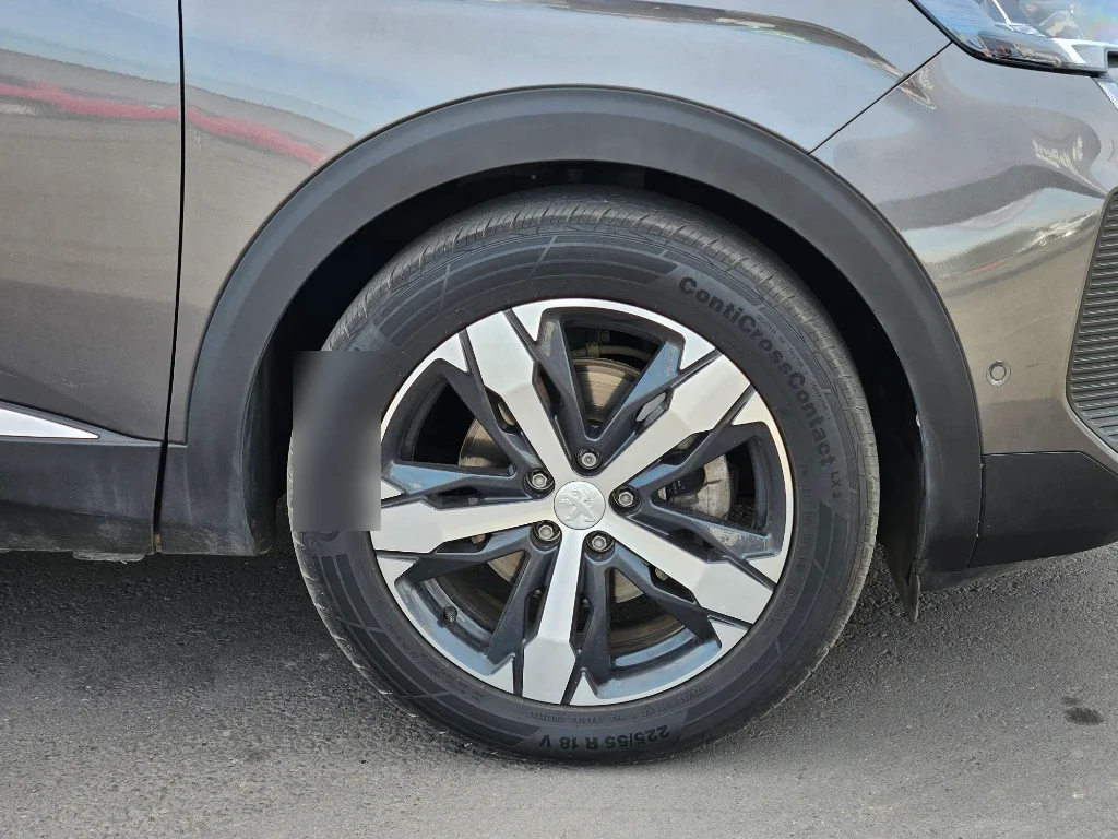 Peugeot 3008 Allure Bluehdi 130 Eat8 año 2024
