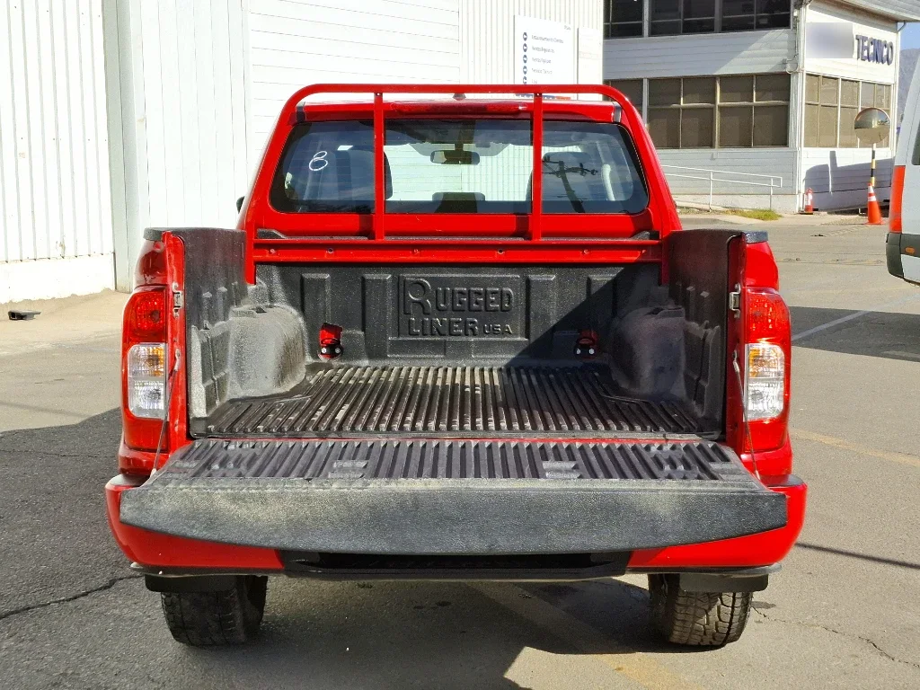 Nissan Navara Dc 4x2 2.3tdi Se año 2023
