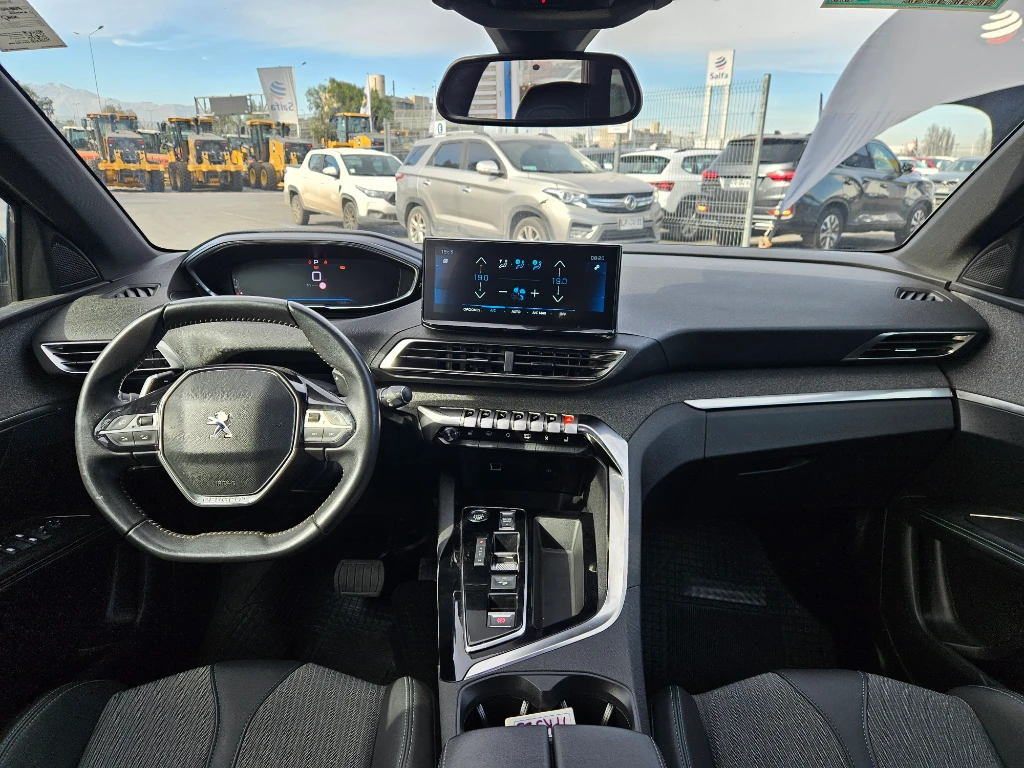 Peugeot 3008 Allure Bluehdi 130 Eat8 año 2024