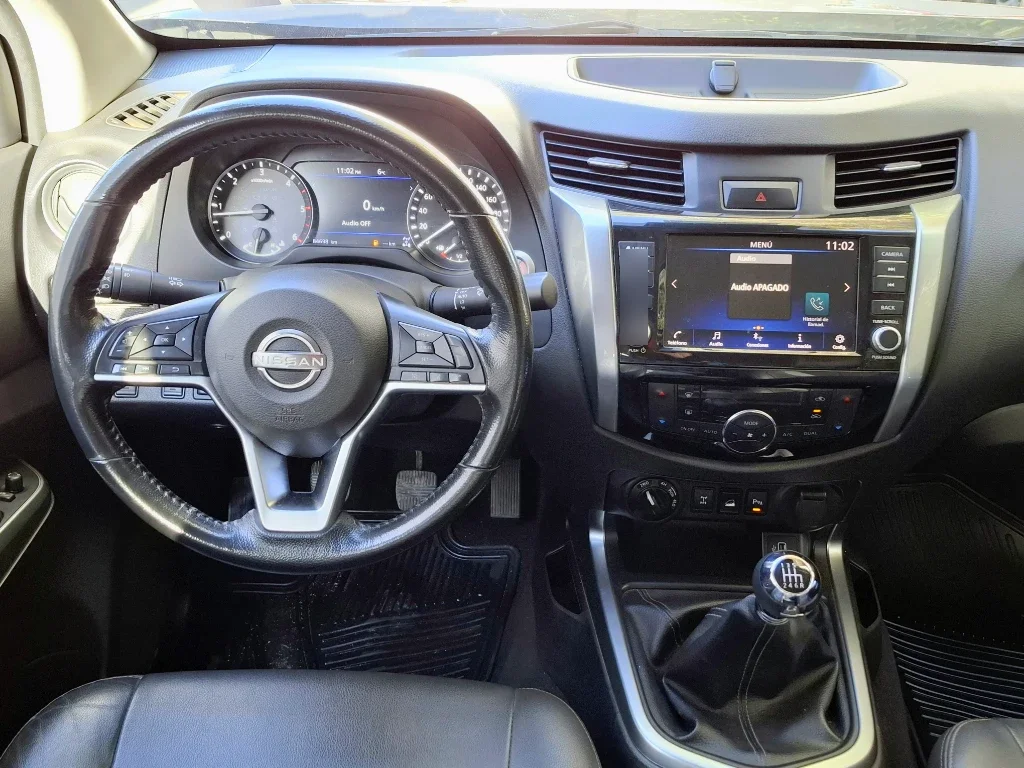 Nissan Navara Dc 4x4 2.3tdi Le año 2023