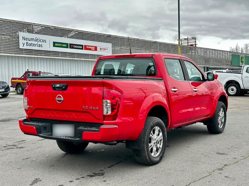 Nissan Navara Dc 4x4 2.3tdi Xe At año 2024