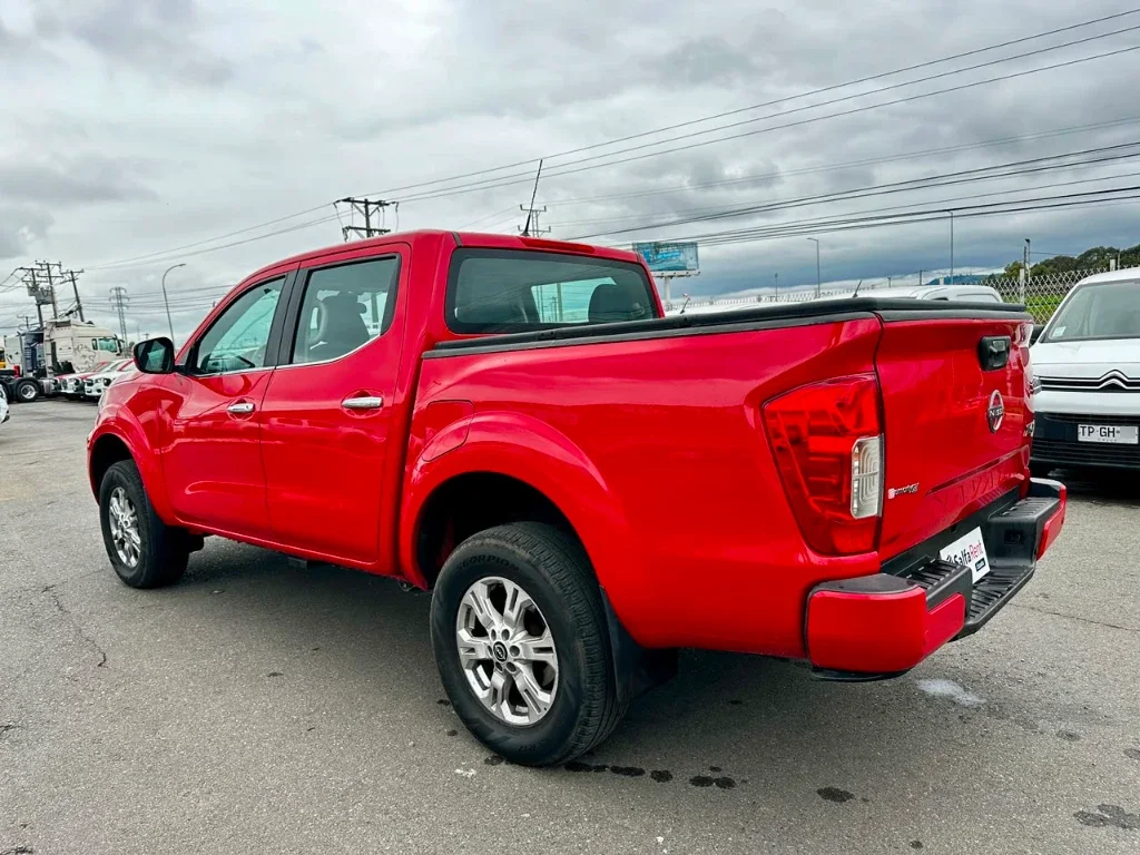 Nissan Navara Dc 4x4 2.3tdi Xe At año 2024