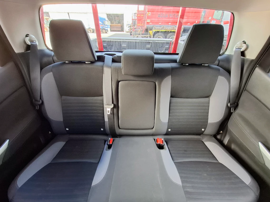 Nissan Navara Dc 4x2 2.3tdi Se año 2023