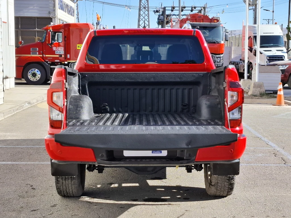 Nissan Navara Dc 4x4 2.3tdi Le año 2023